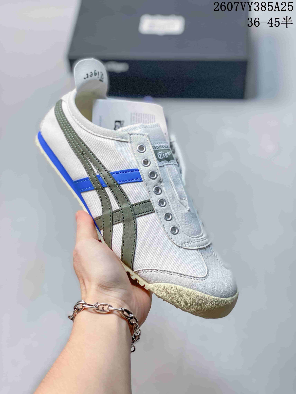 Onitsuka Tiger Mexico 66 Slip-On Sneakers
