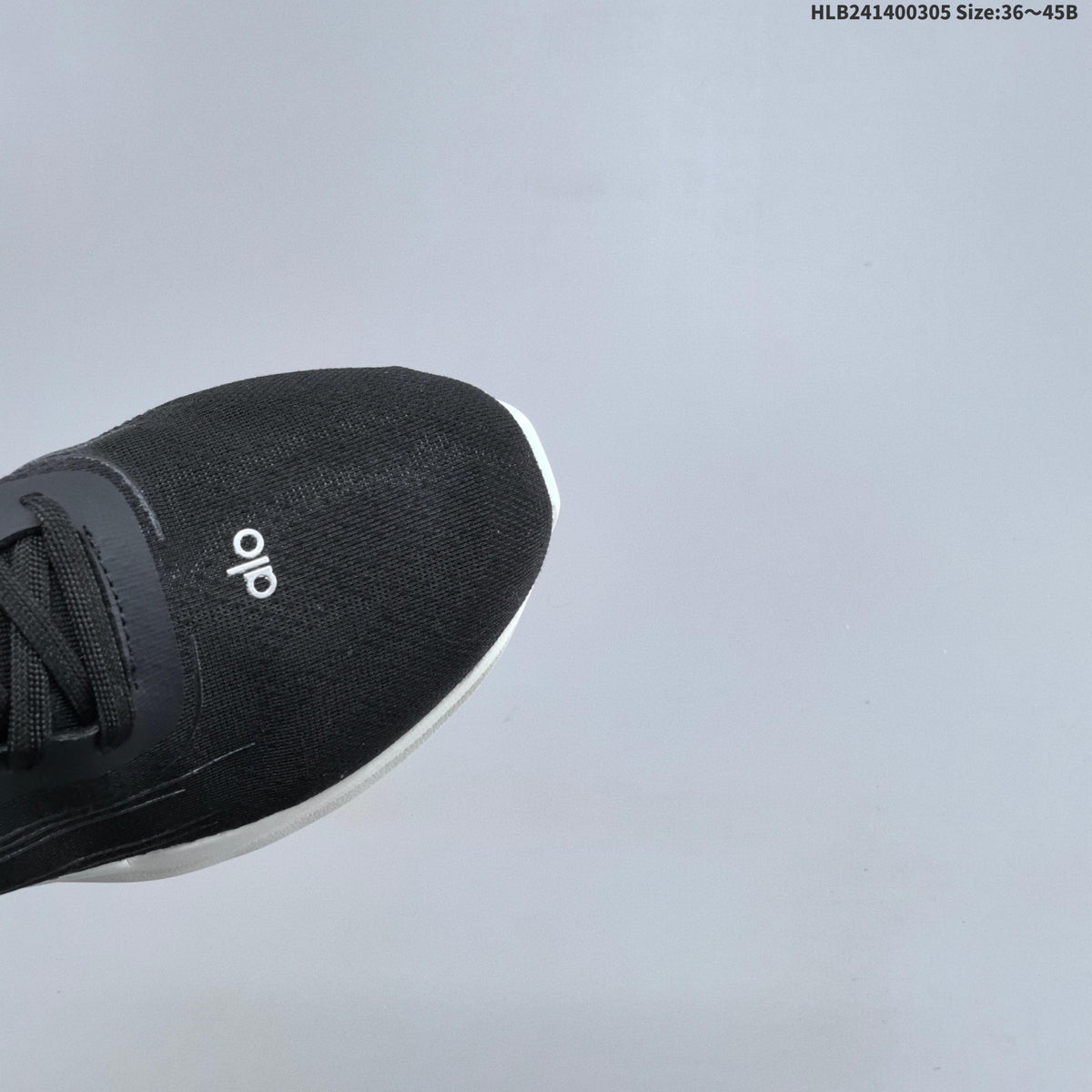 Alo Recovery Mode Running Shoes, Black and White