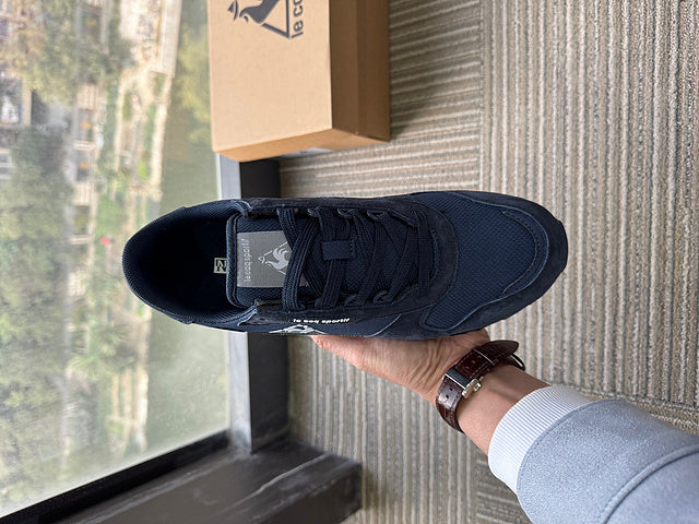 Le Coq Sportif AN-1 Sneakers in Navy and Red