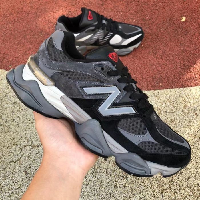 New Balance U9060BLK Sneakers in Black and Grey