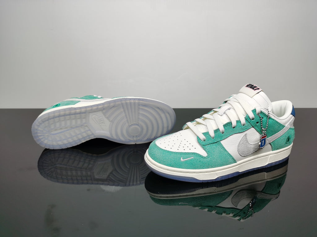 Nike SB Dunk Low Kasina White Mint Green Sneakers