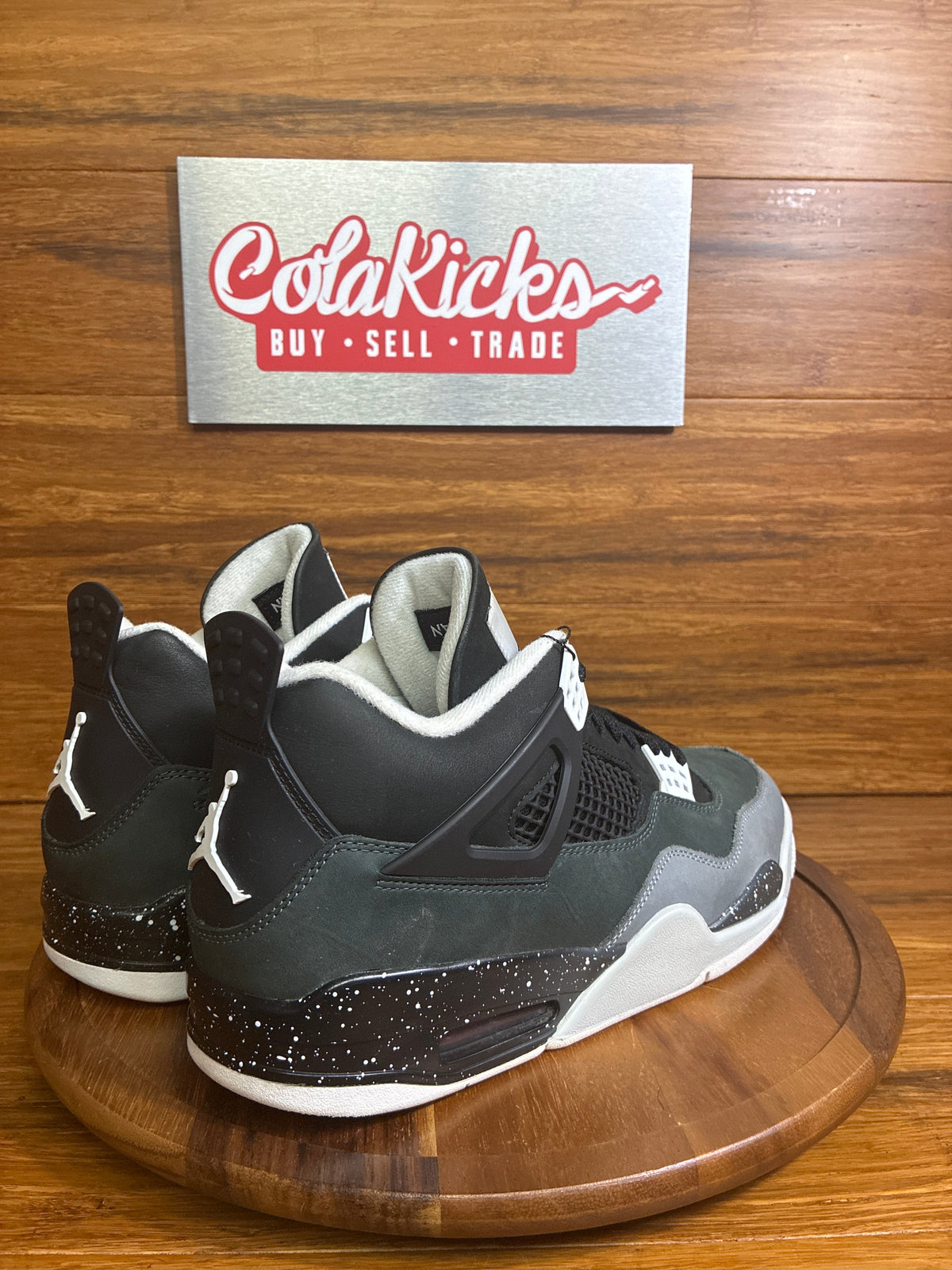 Jordan 4 Retro Fear (2024)