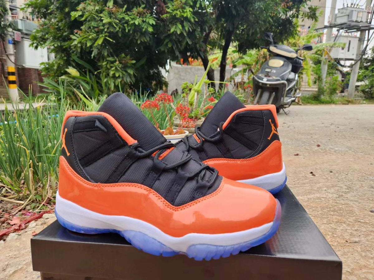 Jordan 11 Retro Low Citrus Black Sneakers