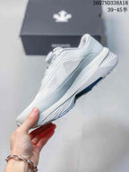 Descente D.F. Wire 3.0 White BOA Running Sneakers