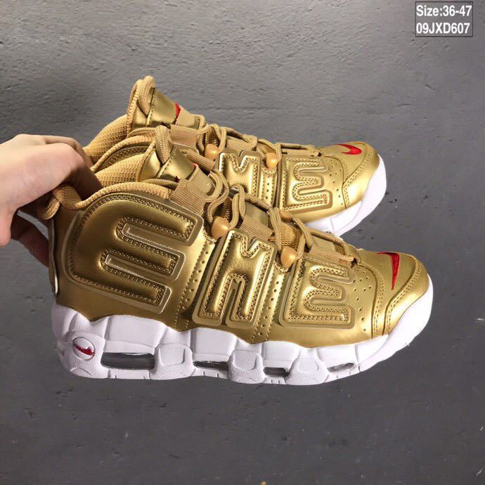 Nike Air More Uptempo Gold Sneakers 09JXD607