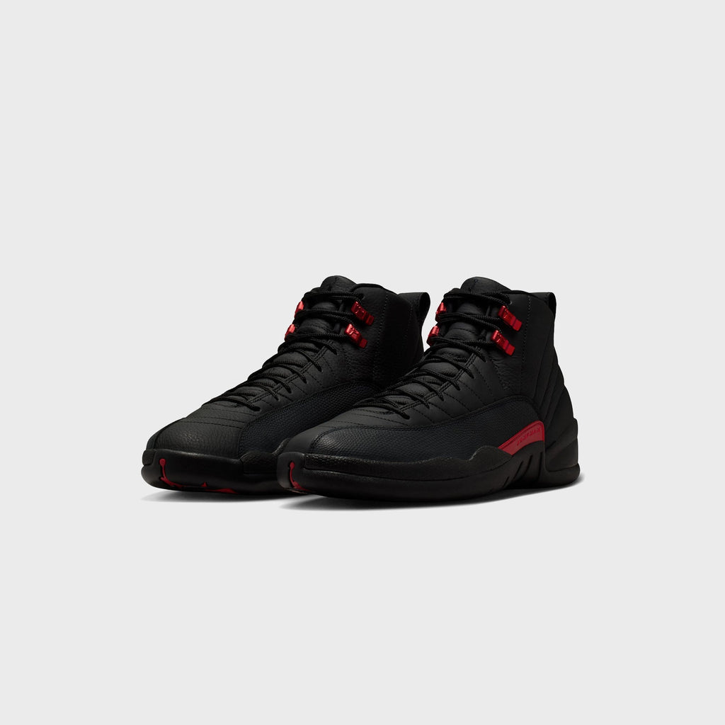 Jordan Air Jordan 12 Retro - Black / Varsity Red