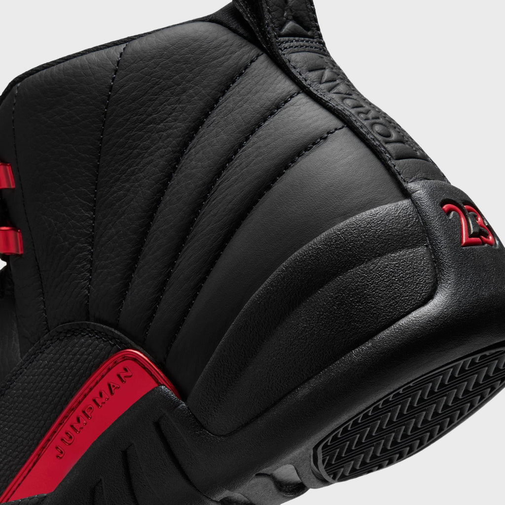 Jordan Air Jordan 12 Retro - Black / Varsity Red