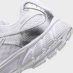 Nike GS V5 Rnr - White / Metallic Silver / Pure Platinum