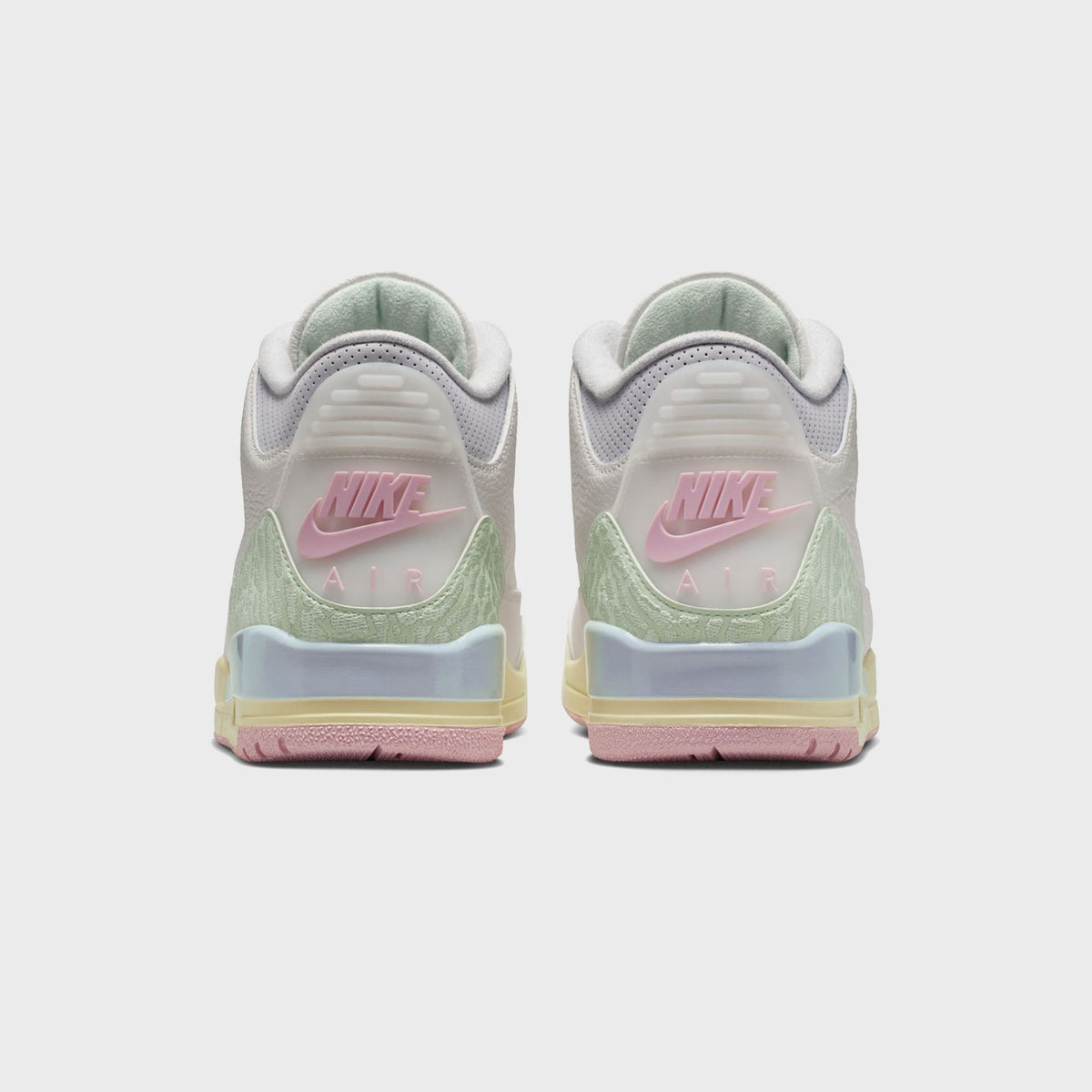 Jordan Air Jordan 3 Retro - Sail / Jade Aura
