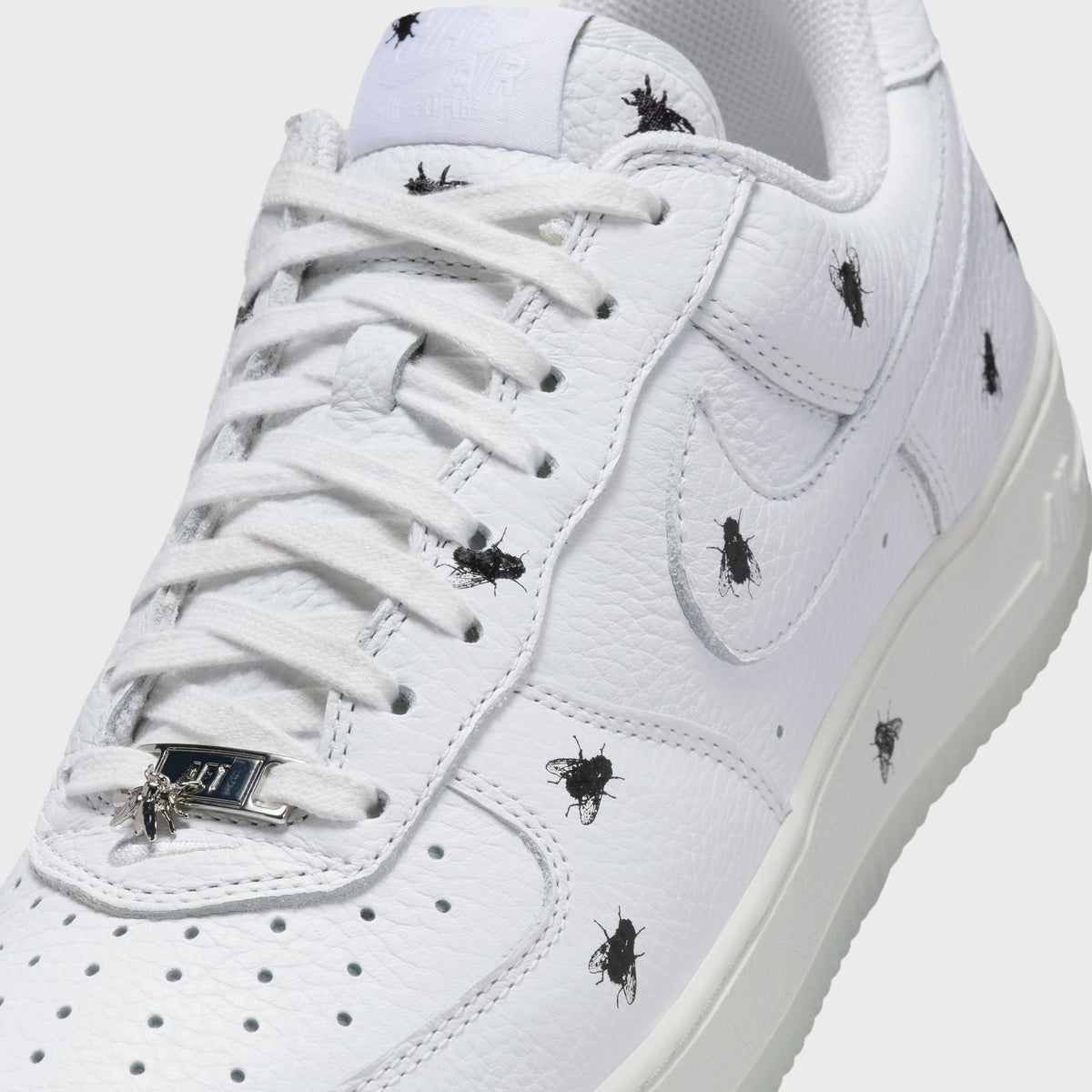 Nike Air Force 1 Retro - Summit White / Black