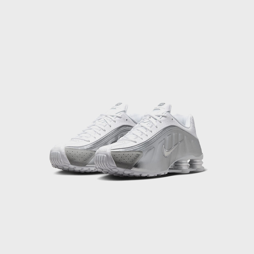 Nike Shox R4 SE - Metallic Silver / White / Off-White