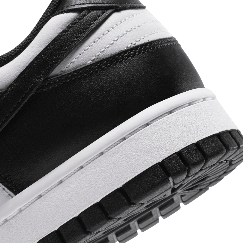 Nike Dunk Low Retro "Panda"