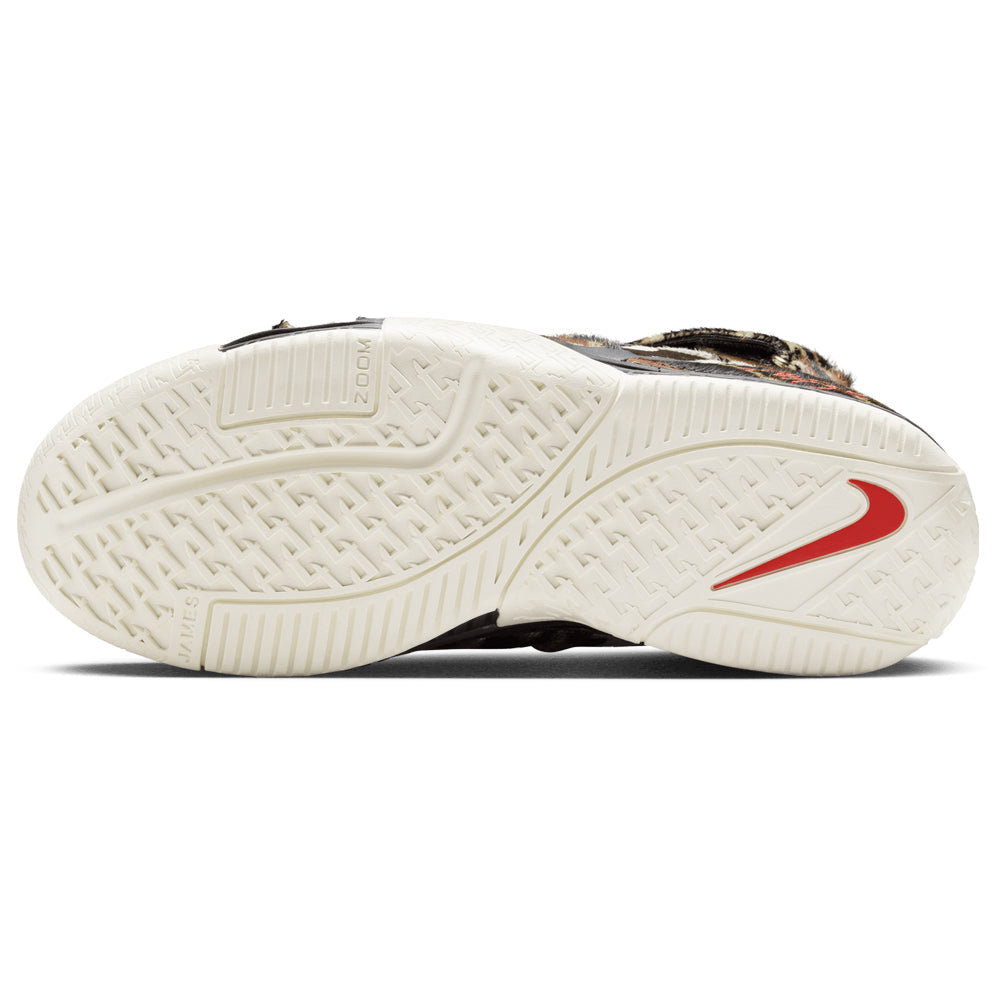 Nike Zoom LeBron 2 LX