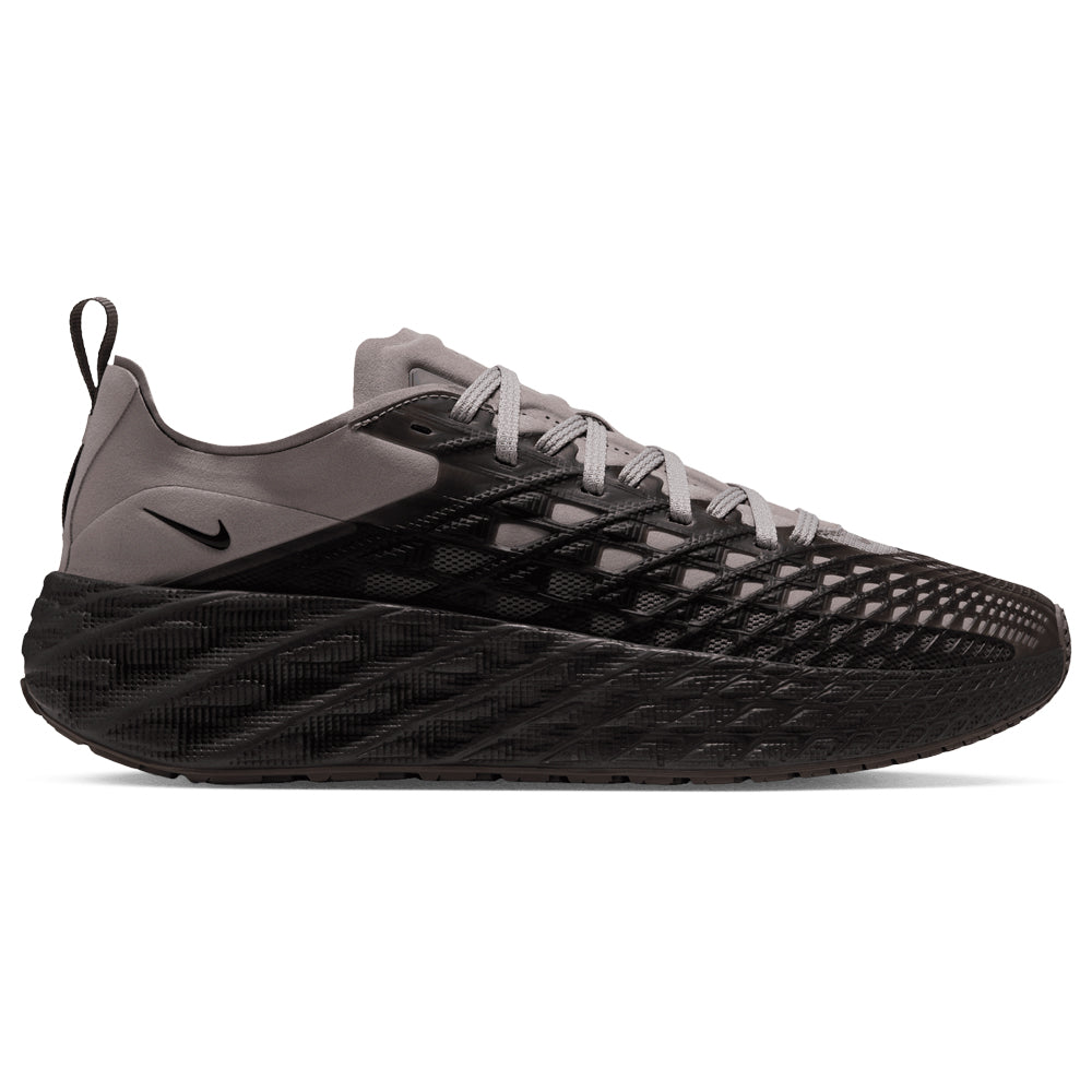 Nike Ava Edge