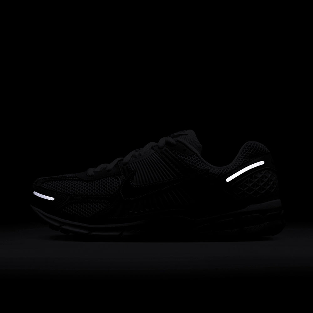 Zoom Vomero 5