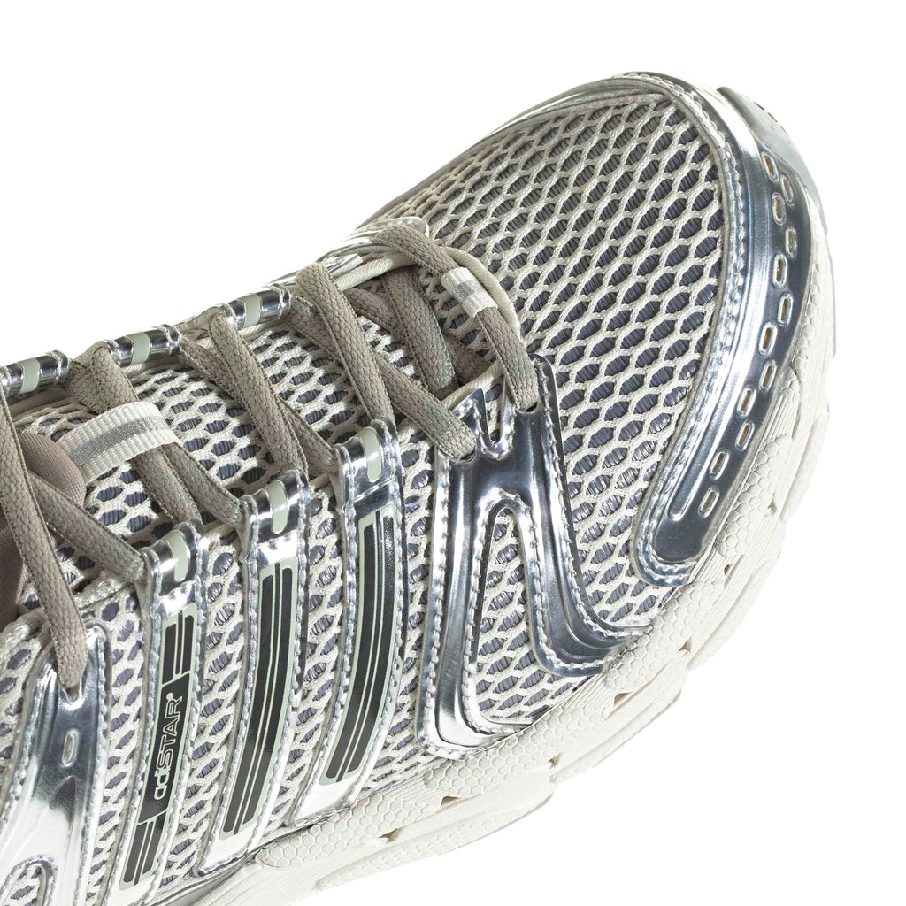 Adidas Adistar Control 5 Color: OWHITE/SILMNT/SESAME Style: KJ2285