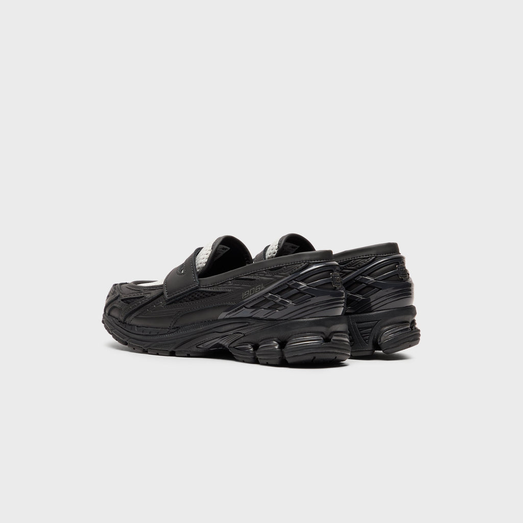 New Balance 1906L - Black / Angora