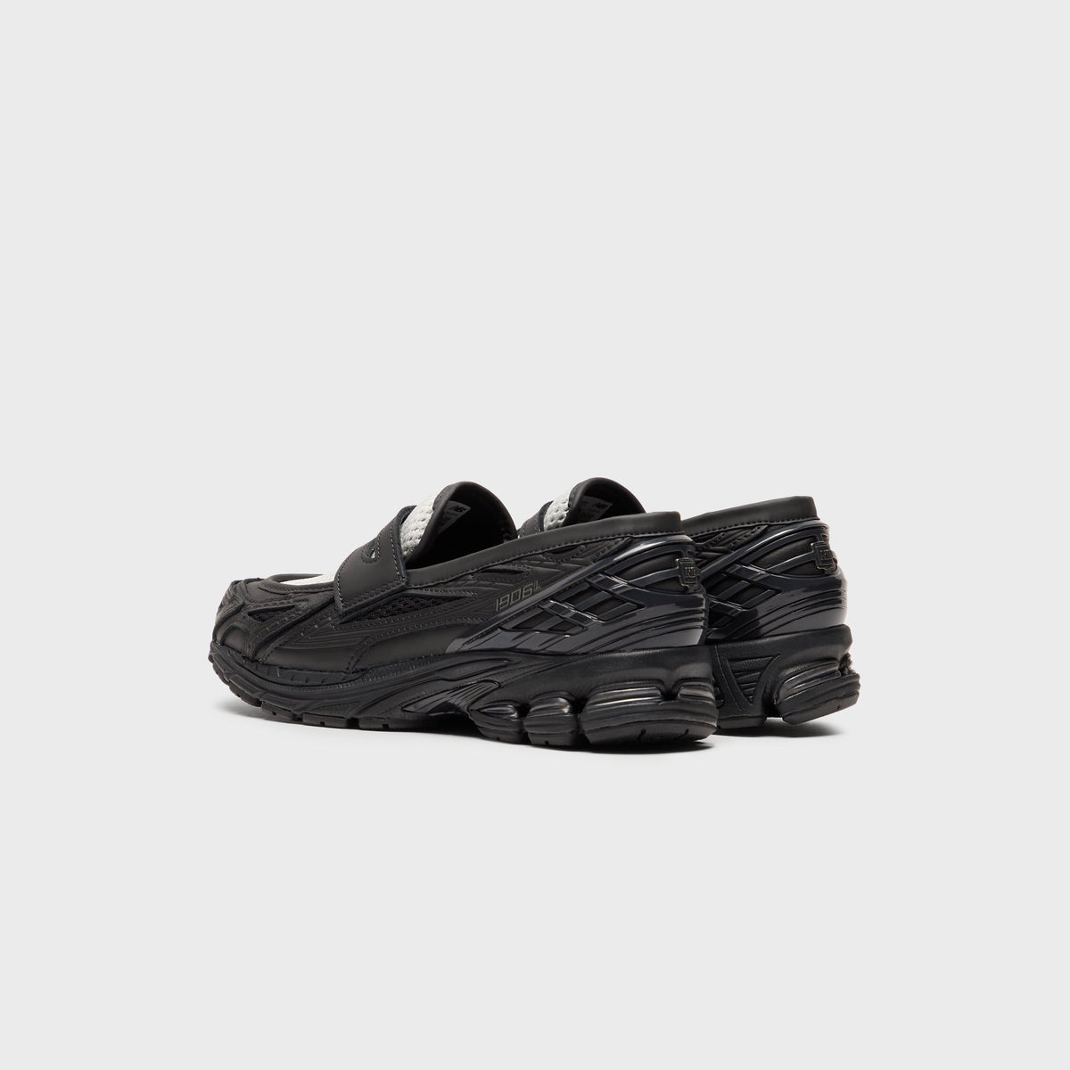 New Balance 1906L - Black / Angora