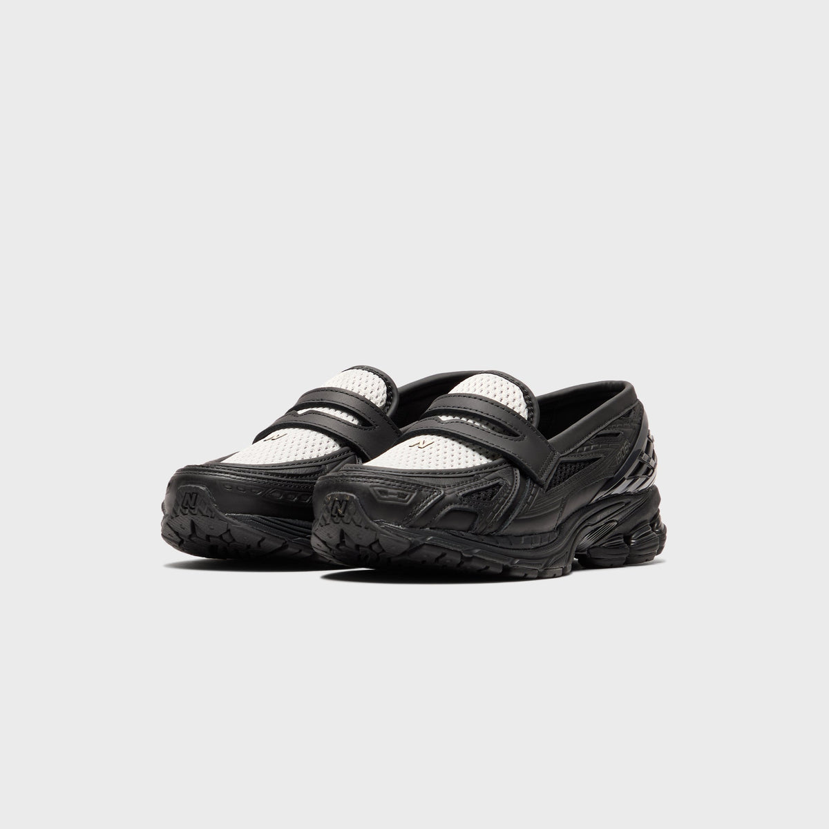 New Balance 1906L - Black / Angora