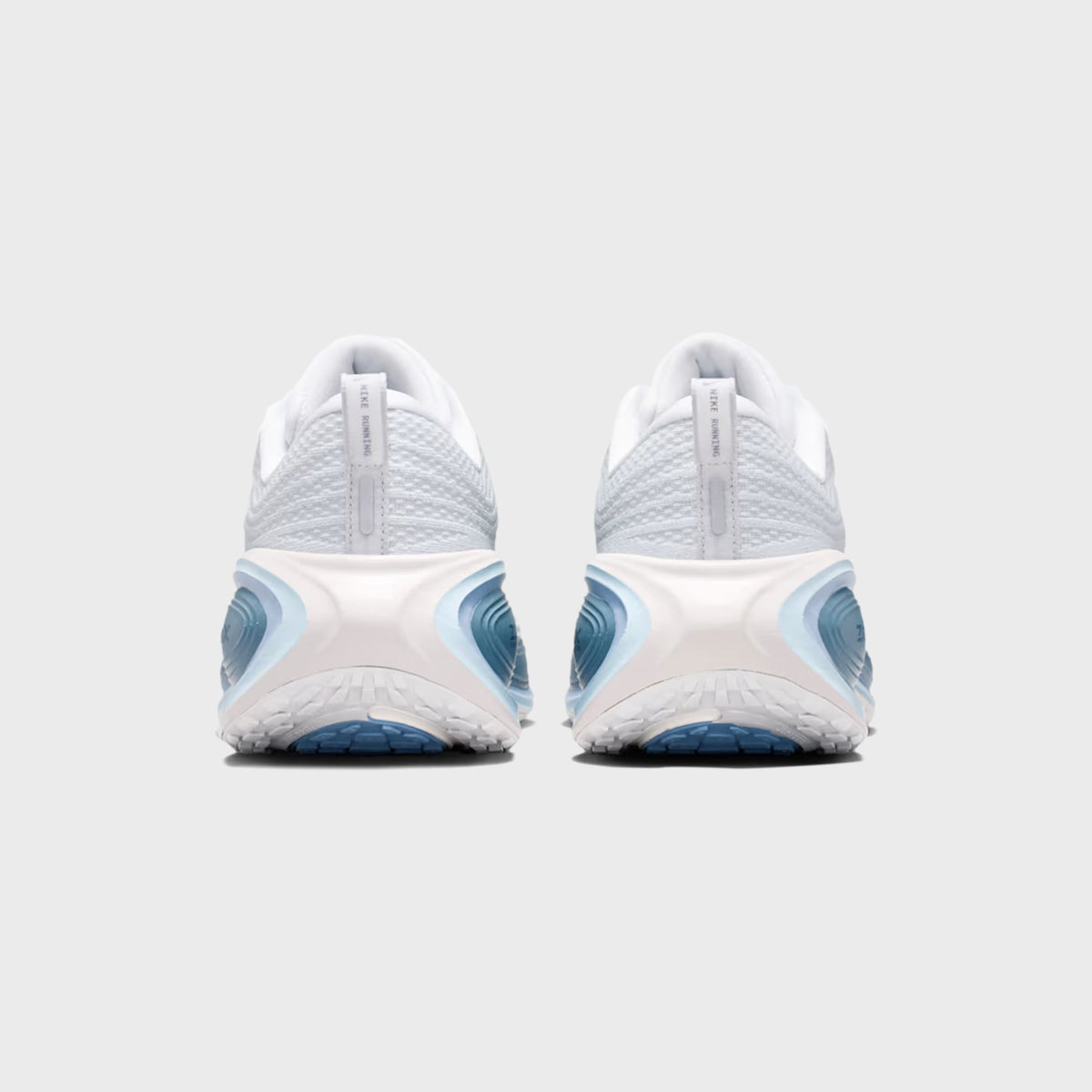 Nike Vomero Plus - Off-White / Grey Fog / Thunderstorm / Obsidian