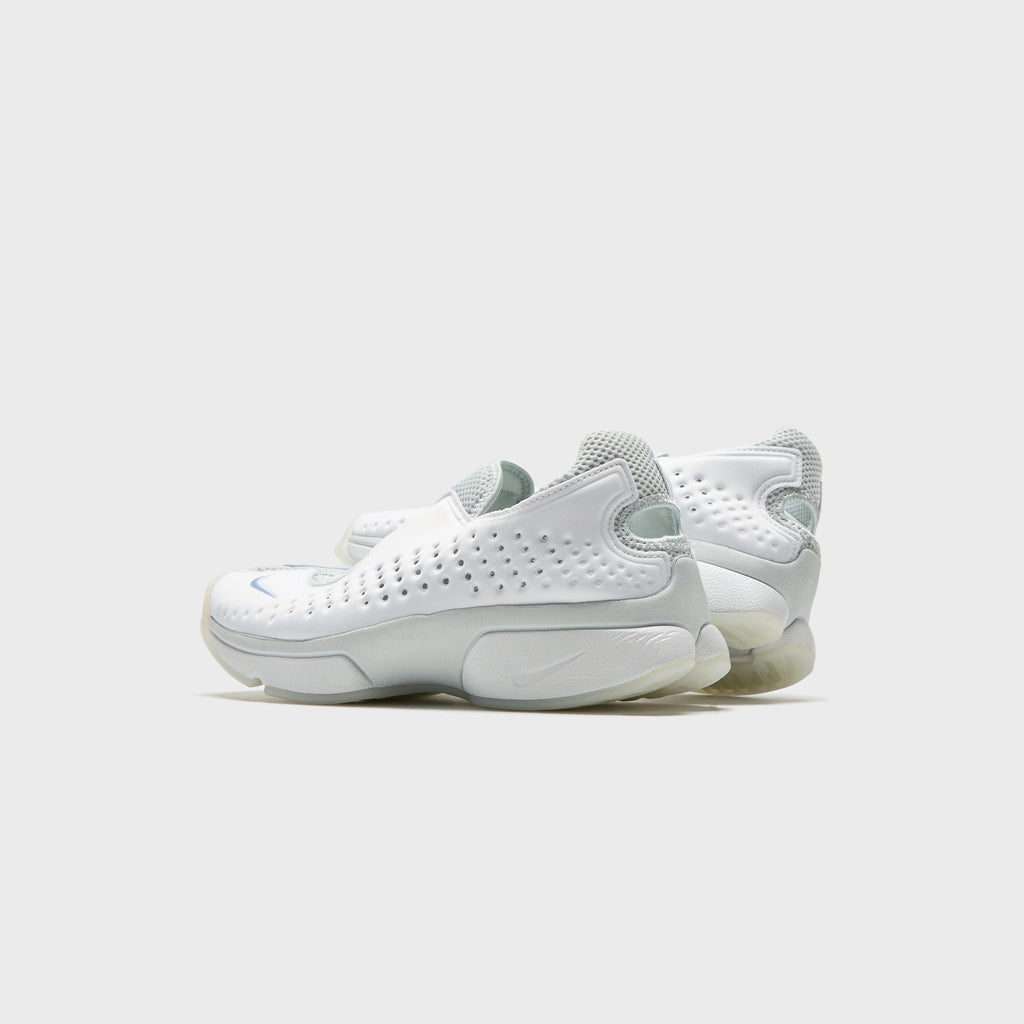 Nike WMNS Rift 2 - Summit White / Swan