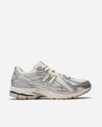 M1906REE Silver Metallic Sea Salt