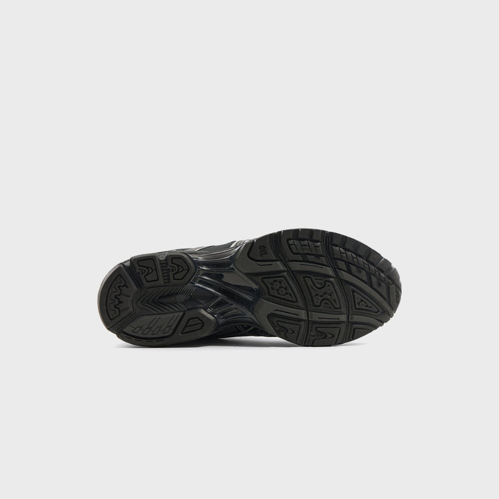 ASICS x UNAFFECTED Gel-Nimbus 10.1 - Silver / Black