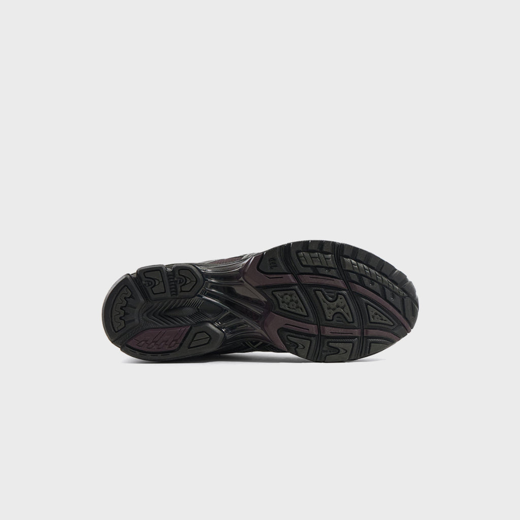 ASICS x UNAFFECTED Gel-Nimbus 10.1 - Gunmetal / Black