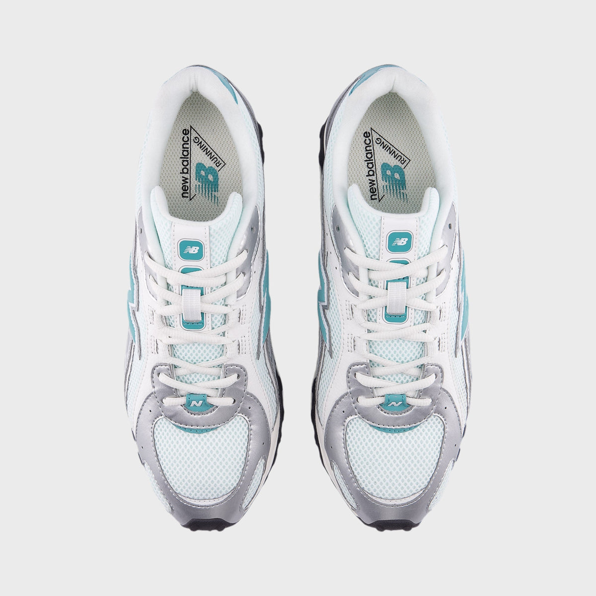 New Balance 204L - Light Silver Metallic