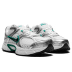 V5 Runner - White/Black/Vast Grey/Photon Dust