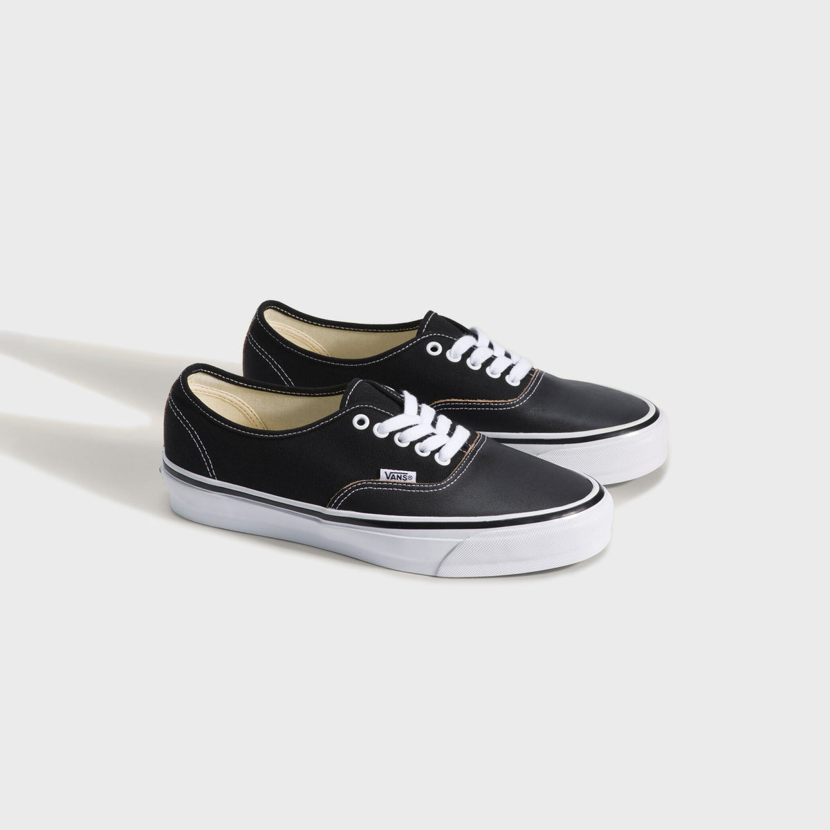 VANS OTW Authentic 44 Siped Vibram - Black / Ochre Red