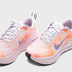 Women's Vomero Plus - Bleached Lilac/Royal Pulse/Hyper Crimson