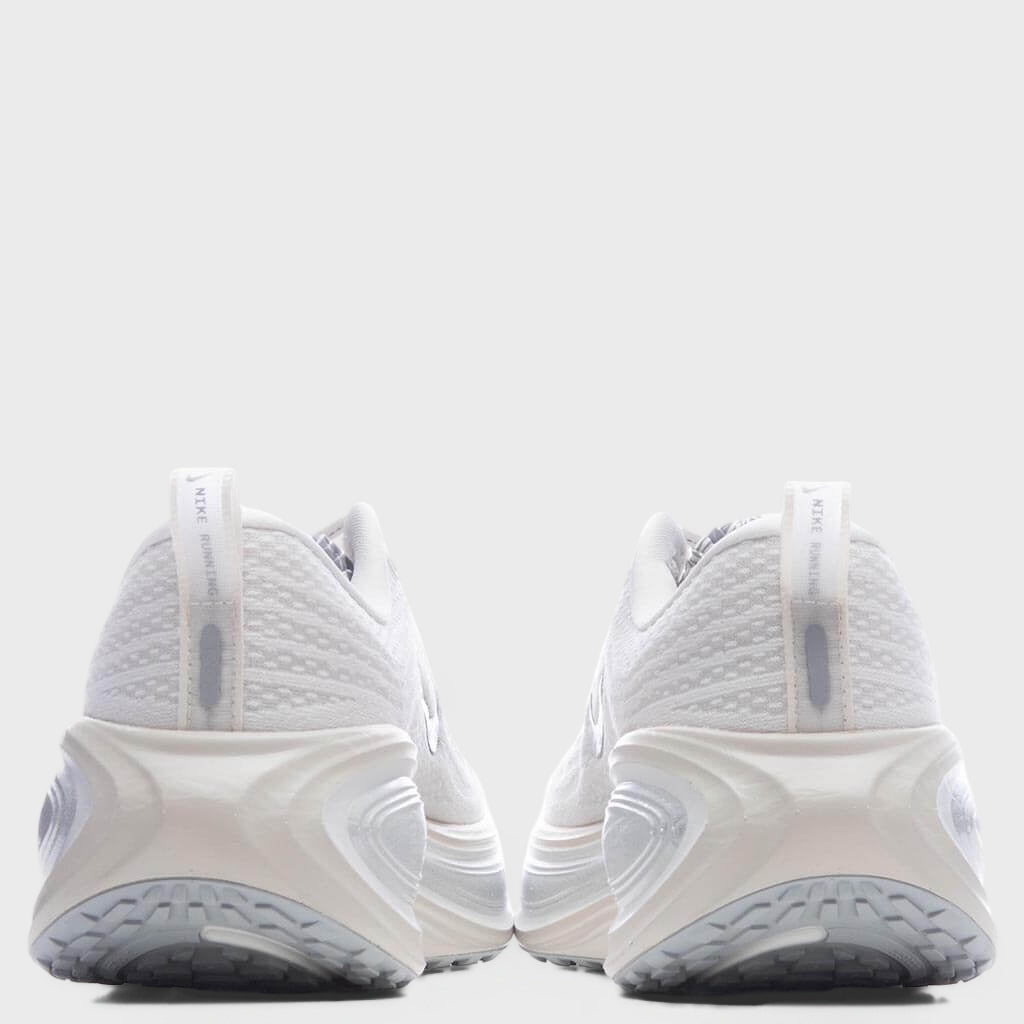 Women's Vomero Plus SE - Phantom/Grey Fog/Light Smoke Grey/Summit White