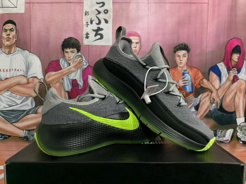 Nike Gray Green Low-Top Sneakers