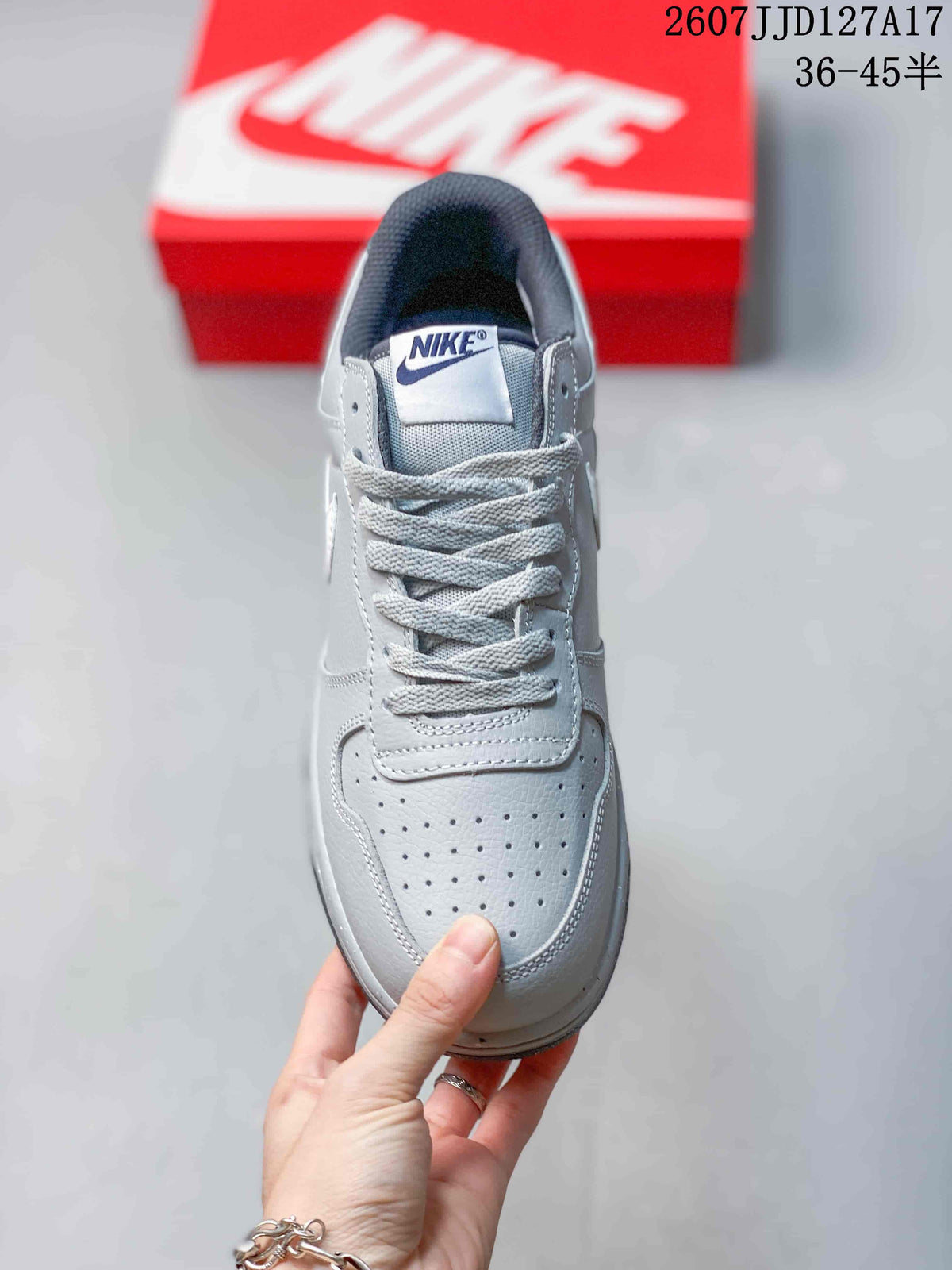 Nike SB Dunk Low Pro Grey White Sneakers JJD127A17