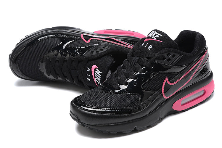 Nike Air Max Sneakers in Black and Pink