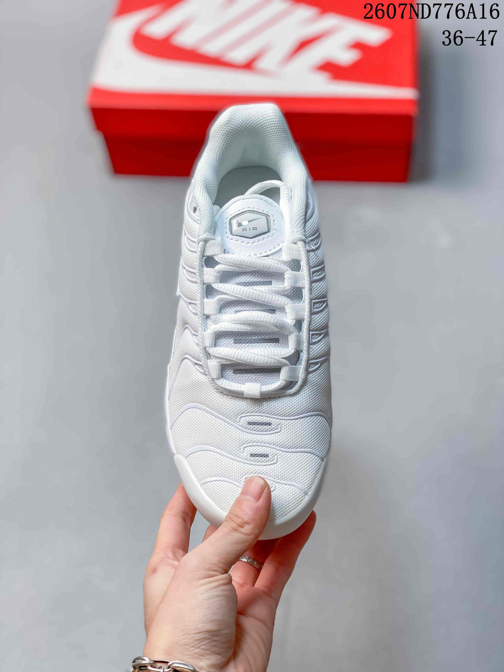 Nike Air Max Plus Sneakers White 2607ND776A16