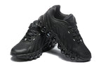 Nike Air Max Black Low-Top Sneakers