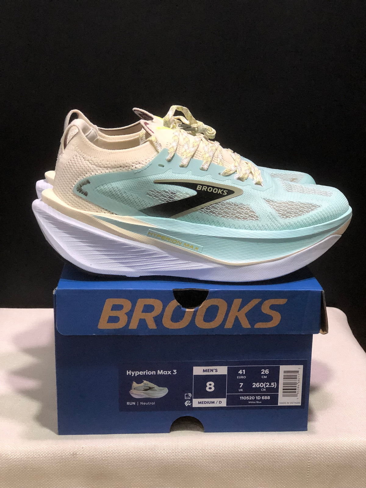 Brooks Hyperion Max 3 Running Shoes, Blue and Cream