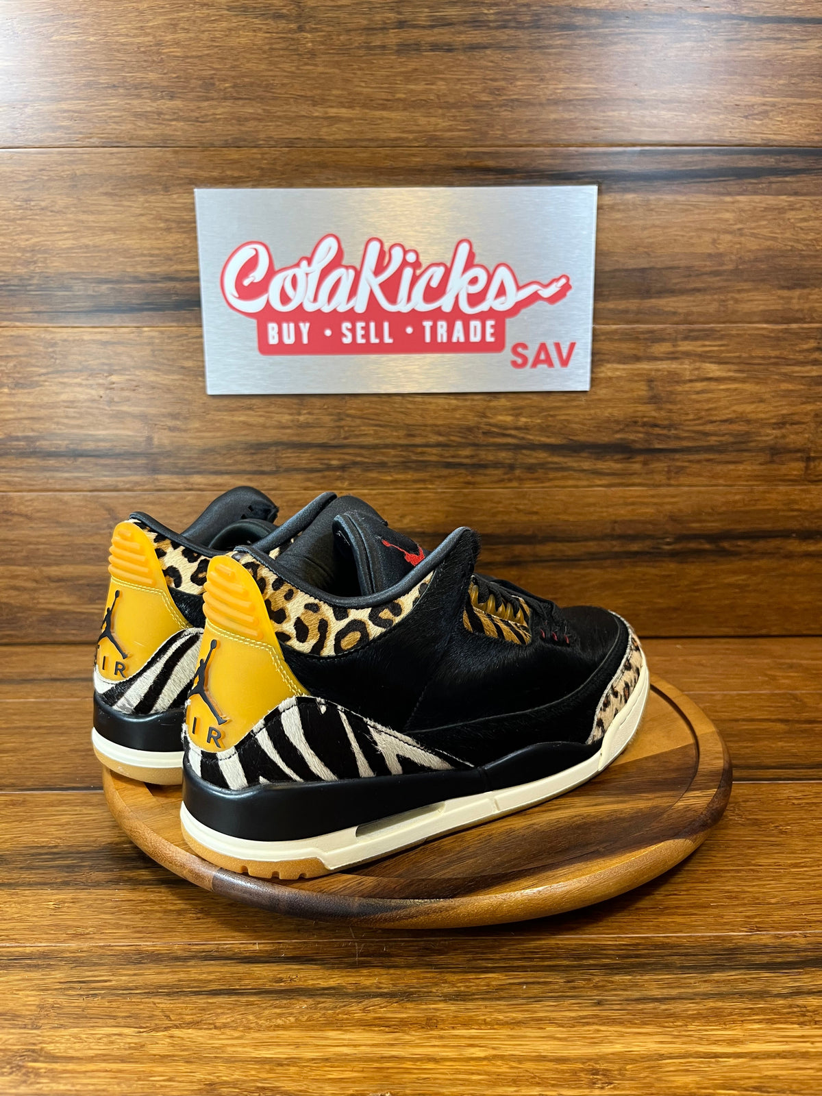 Jordan 3 Retro SE Animal Instinct