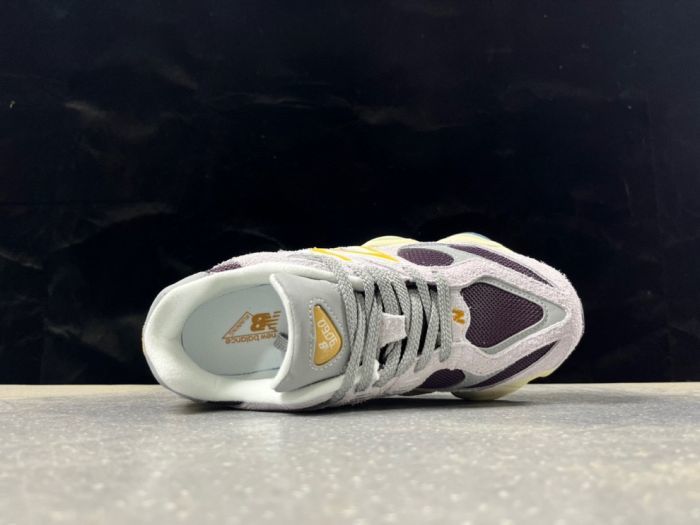 New Balance U9060SRA Sneakers in Grey and Yellow