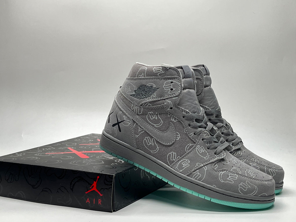 Air Jordan 1 High Cool Grey Patterned Sneakers