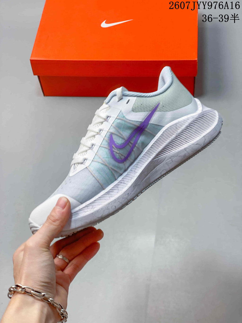 Nike Zoom Winflo 8 Women's Running Shoes White Grey