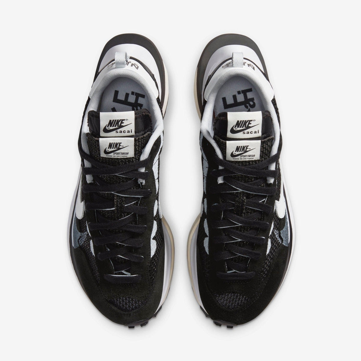 Nike sacai VaporWaffle CV1363-001 Black White Sneakers