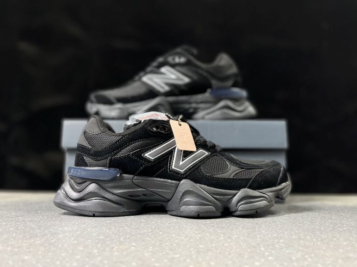 New Balance U9060BNQ Black Grey Sneakers