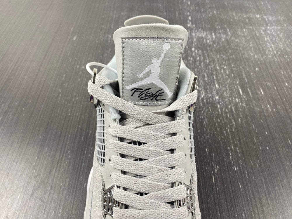 Jordan Air Jordan 4 WMNS Frozen Moments Silver Sneakers AQ9129-001