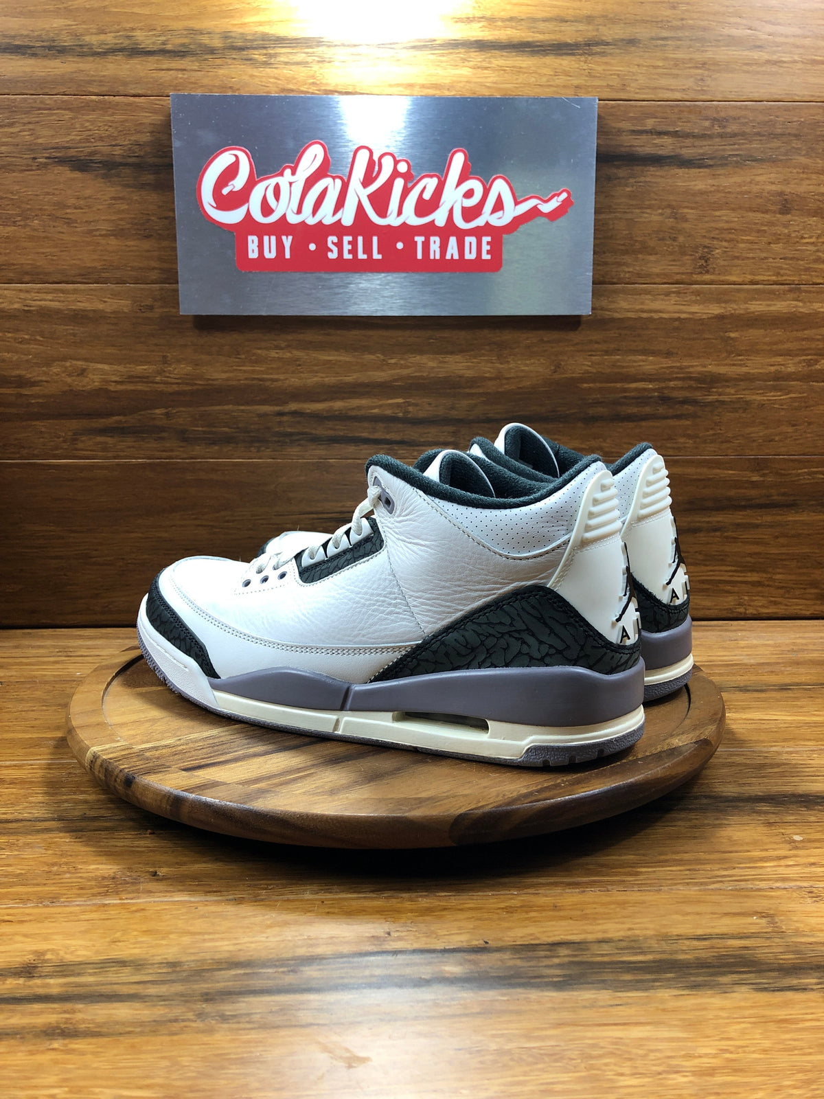 Jordan 3 Retro Cement Grey