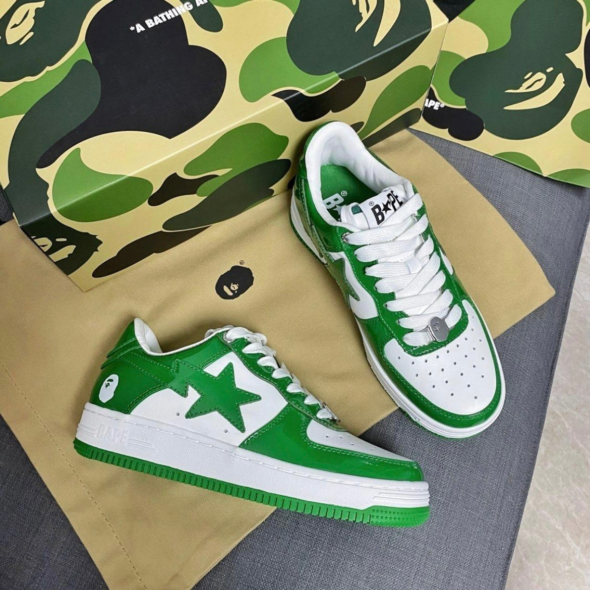 BAPE STA Low Sneakers in Green and White 1H70-191-001