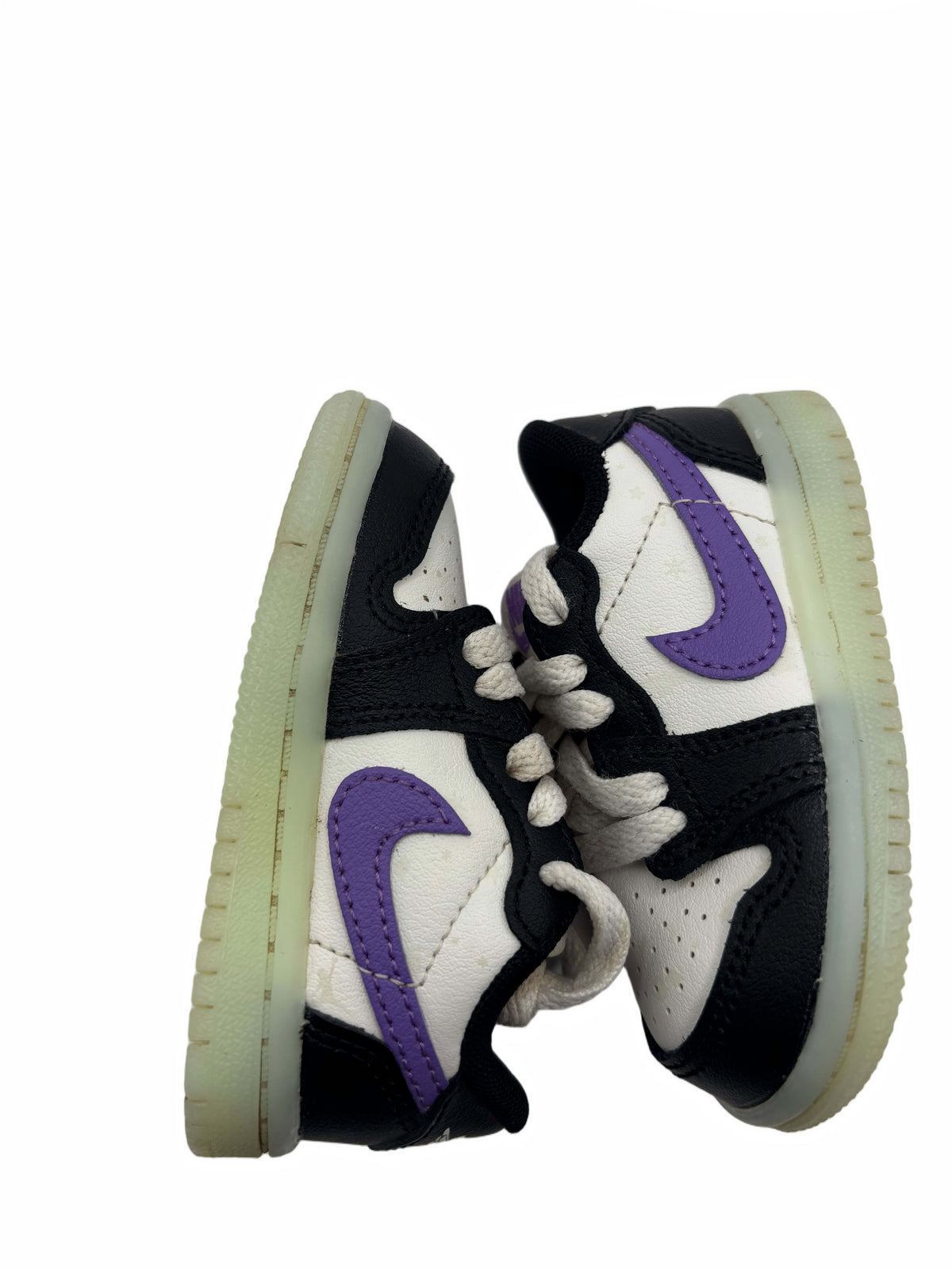 Jordan 1 Retro Low OG Black Raspberry (TD)