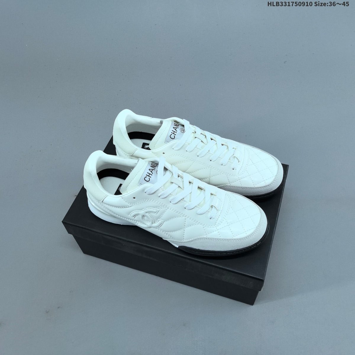 CHANEL P25 Low-Top Lace-Up Sneakers